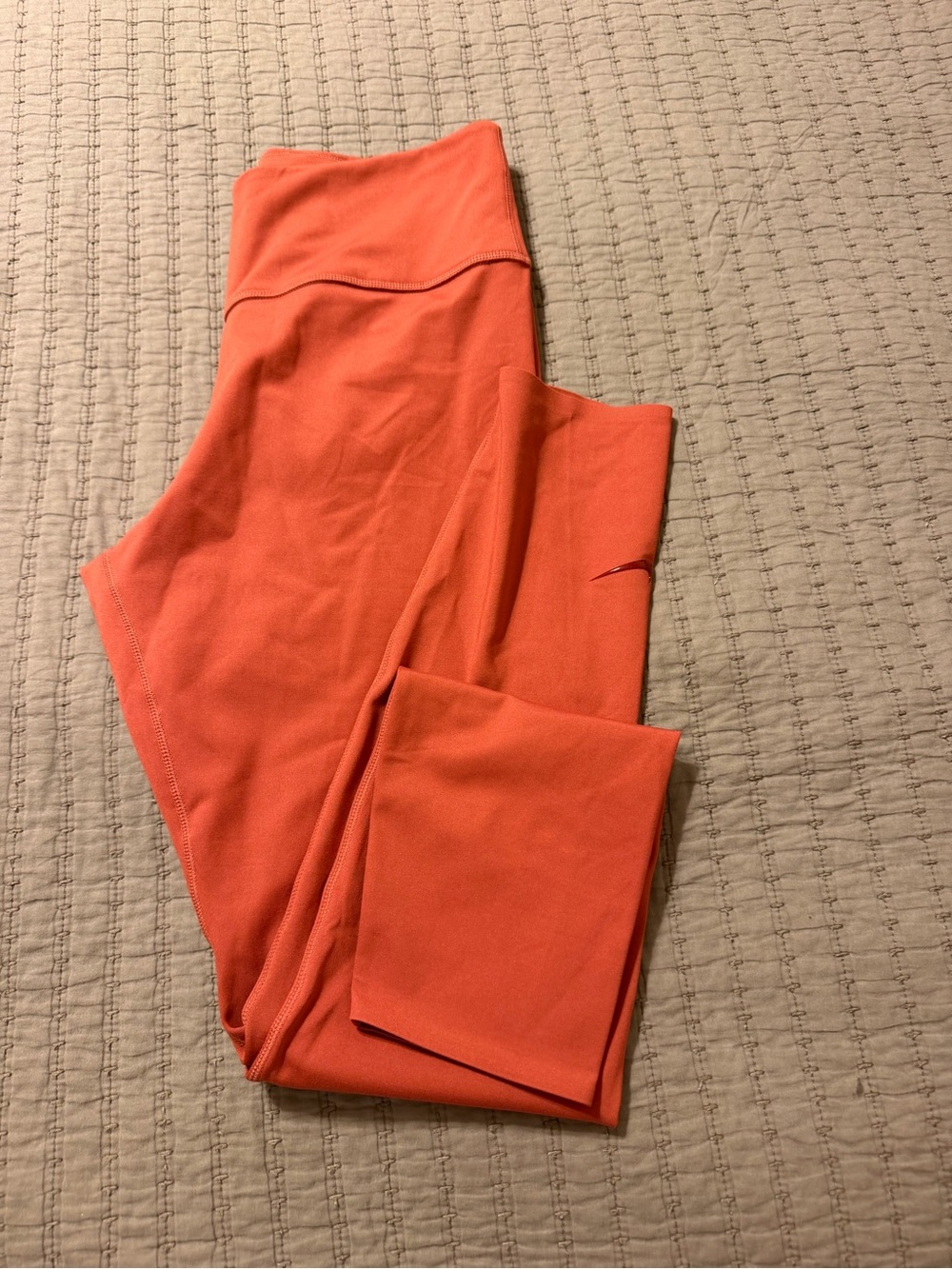 Nike Women's Athletic Leggings Tight Dri-Fit Mid-Rise 7/8 Leggings